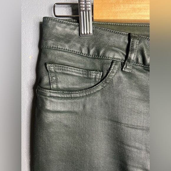 DL1961 Emma Low-Rise Coated Skinny Jeans.  Size 29 - Picture 4 of 11